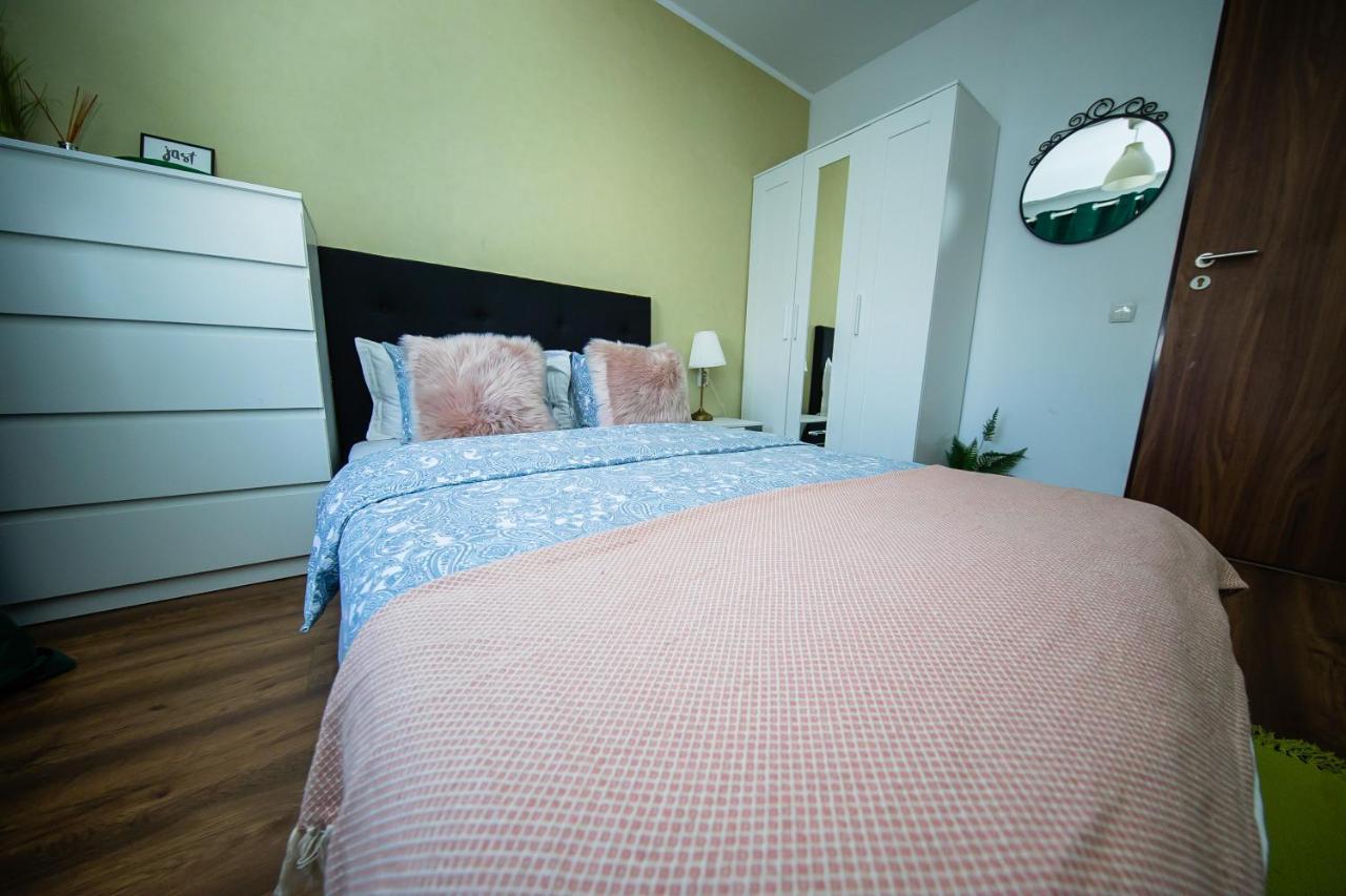 Smart Palas Apartament Iasi Ngoại thất bức ảnh